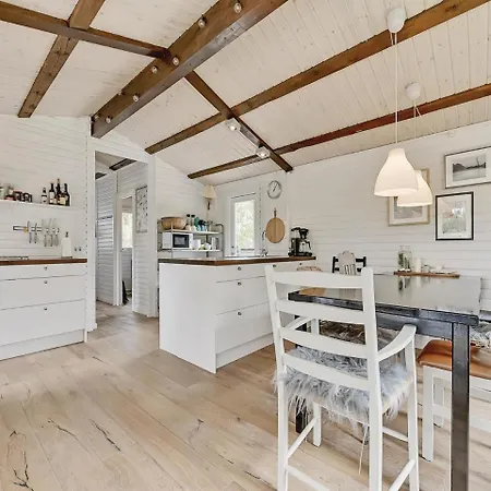Four-bedroom Holiday In Holiday home *