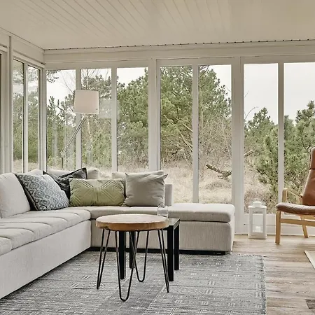 Four-bedroom Holiday In Blåvand