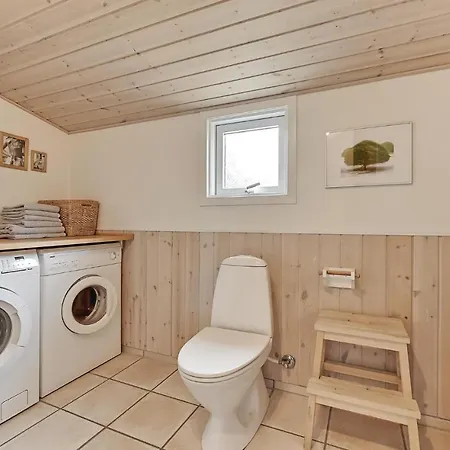 Feriehus Four-bedroom Holiday In