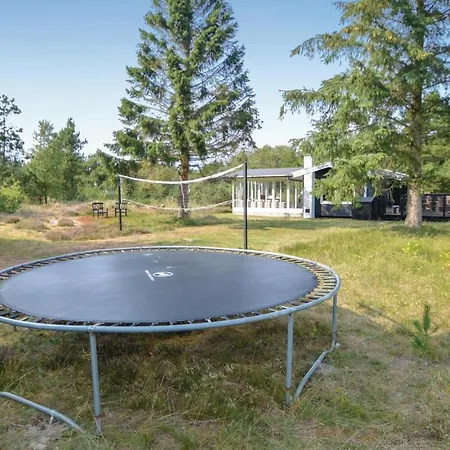 Four-bedroom Holiday In * Blåvand